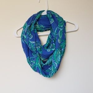 Lilly Pulitzer Blue Infinity scarf
